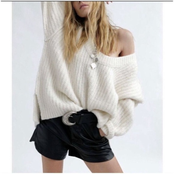 Free People Blue Bell V-Neck Sweater Creamy White Size XS - Picture 3 of 11